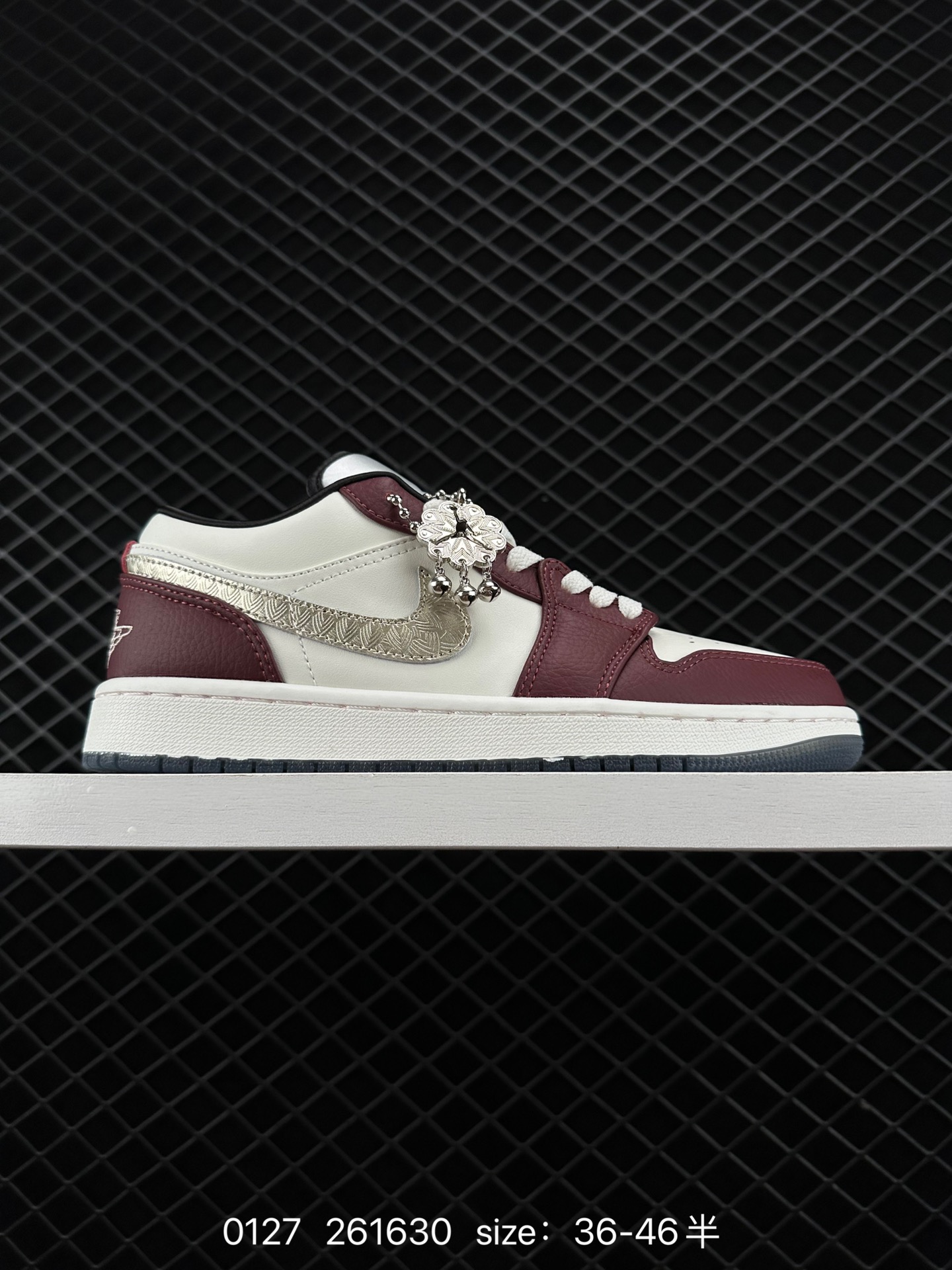 Jordan 1 Low ”Year of the Dragon“